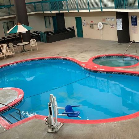 Motel 6 Savannah Ga Gateway & I95 Georgetown Exterior photo